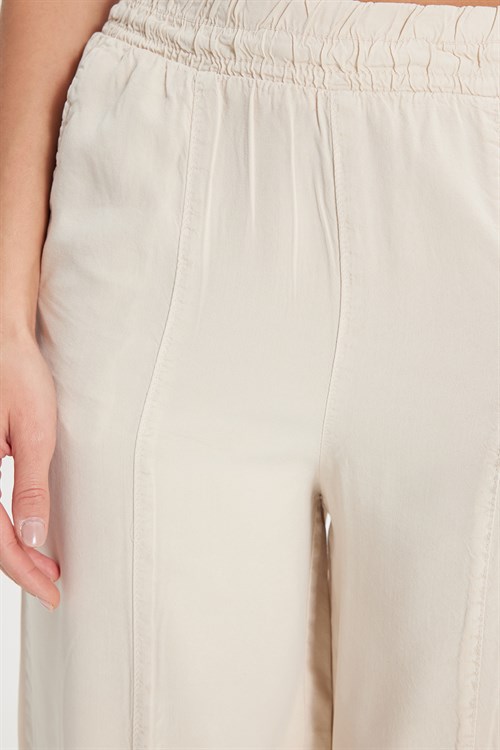 Kadın Relax Fit Rahat Kesim Beli Lastikli Yumuşak Dokulu Çift Cepli Taş Pantolon