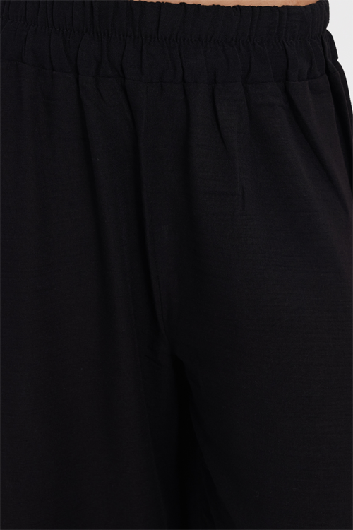 Kadın Relax Fit Rahat Kesim Beli Lastikli Siyah Pantolon