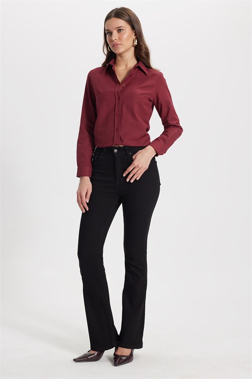 Kadın Regular Fit Klasik Kesim Pamuklu Likralı İspanyol Paça Siyah Jean Kot Pantolon