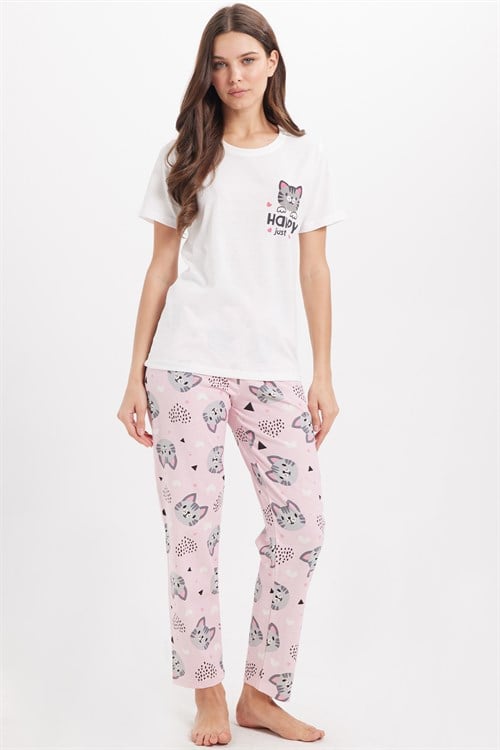 Kadın Regular Fit Klasik Kesim Pamuklu Bisiklet Yaka Kısa Kollu Baskılı Beyaz Pijama Takımı