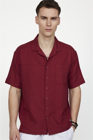 Erkek Relax Fit Rahat Kesim Oversize Kısa Kollu %100 Pamuk Keten Doku Apaş Yaka Bordo Gömlek