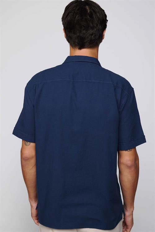 Erkek Relax Fit Rahat Kesim Oversize Kısa Kollu %100 Pamuk Keten Doku Çift Cep Apaş Yaka Lacivert Gömlek