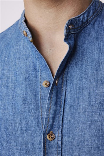 Relax Fit Uzun Kollu Hakim Yaka Mavi Denim Kot Gömlek