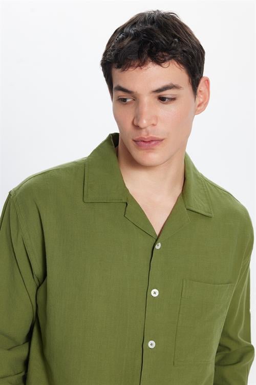Erkek Relax Fit Rahat Kesim Oversize %100 Pamuk Keten Doku Apaş Yaka Haki Gömlek