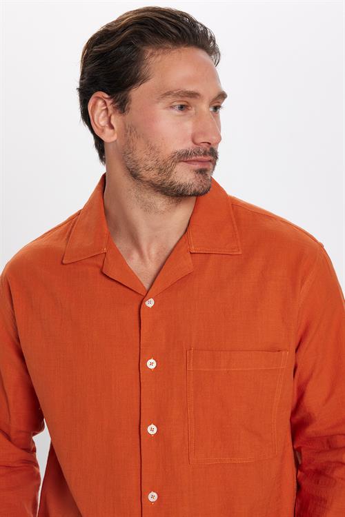 Erkek Relax Fit Rahat Kesim Oversize %100 Pamuk Keten Doku Apaş Yaka Kiremit Gömlek