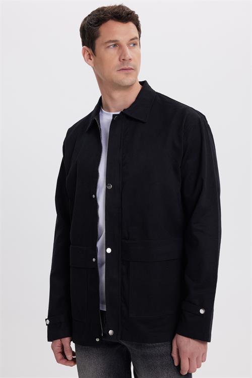 Erkek Relax Fit Rahat Kesim %100 Pamuk Çift Cepli Fermuarlı Siyah Mont Gömlek
