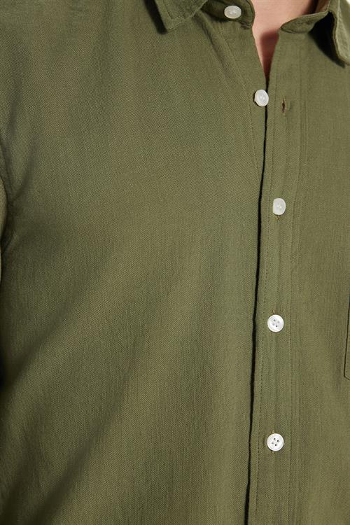 Erkek Regular Fit Klasik Kesim Oversize %100 Pamuk Keten Doku Tek Cepli Yeşil Gömlek 