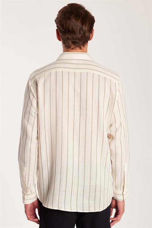 Regular Fit Klasik Kesim Oversize Keten Görünüm Pamuklu Çizgili Dökümlü Rahat Cepli Spor Gömlek