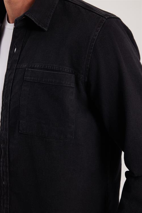 Regular Fit Rahat Kesim Cepli Denim Düğmeli Yaka Siyah Kot Gömlek