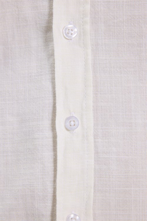 Erkek Regular Fit Rahat Kesim %100 Pamuk Keten Efektli Kol Katlamalı Düz Ekru Gömlek
