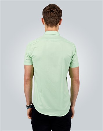 Erkek Slim Fit Dar Kesim Kısa Kollu Pamuklu Oxford Doku Kolay Ütülenebilir Yeşil Düğmeli Yaka Gömlek