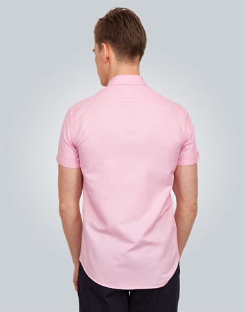 Erkek Slim Fit Dar Kesim Kısa Kollu Pamuklu Oxford Doku Kolay Ütülenebilir Pembe Düğmeli Yaka Gömlek