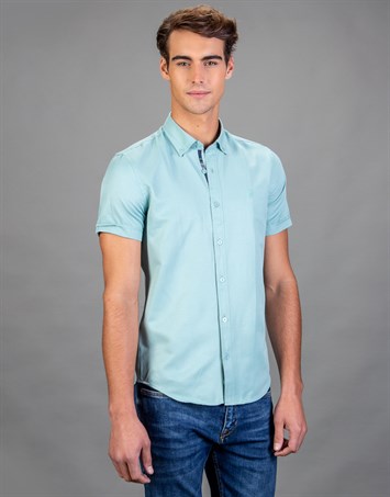 Erkek Slim Fit Dar Kesim Kısa Kollu Pamuklu Oxford Doku Kolay Ütülenebilir Yeşil Düğmeli Yaka Gömlek