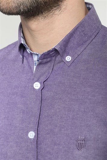 Erkek Slim Fit Dar Kesim Kısa Kollu Pamuklu Oxford Doku Kolay Ütülenebilir Mor Düğmeli Yaka Gömlek