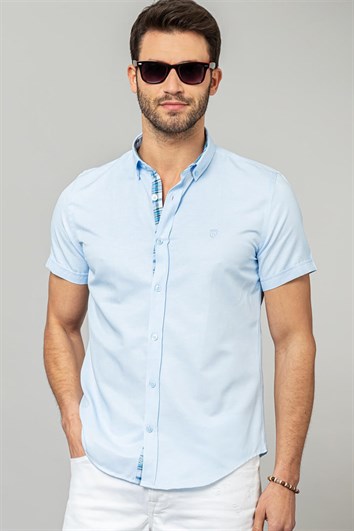 Erkek Slim Fit Dar Kesim Kısa Kollu Pamuklu Oxford Doku Kolay Ütülenebilir Mavi Düğmeli Yaka Gömlek