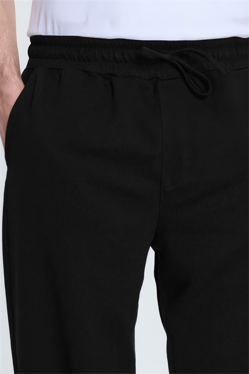 Erkek Siyah Pamuklu Baggy Fit Rahat Kesim Beli Bağcıklı Yan Cepli Örme Eşofman Altı