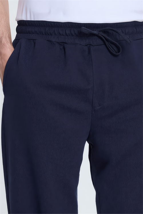 Erkek Lacivert Pamuklu Baggy Fit Rahat Kesim Beli Bağcıklı Yan Cepli Örme Eşofman Altı