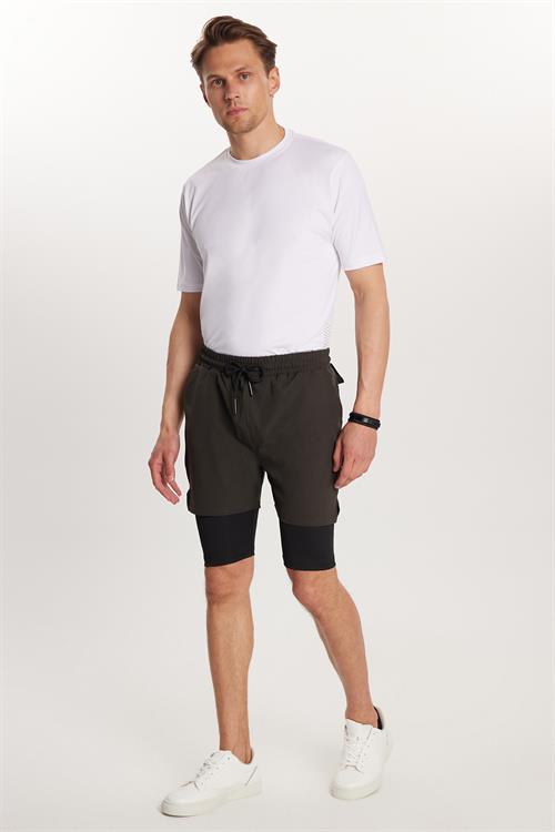 Erkek Standart Fit Normal Kesim Sporcu Taytlı Dokuma Haki Şort