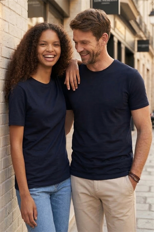 Unisex Slim Fit Dar Kesim %100 Pamuk Yumuşak Dokulu Lacivert Bisiklet Yaka Tişört