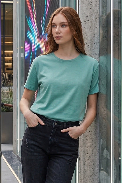 Unisex Slim Fit Dar Kesim %100 Pamuk Yumuşak Dokulu Yeşil Bisiklet Yaka Tişört