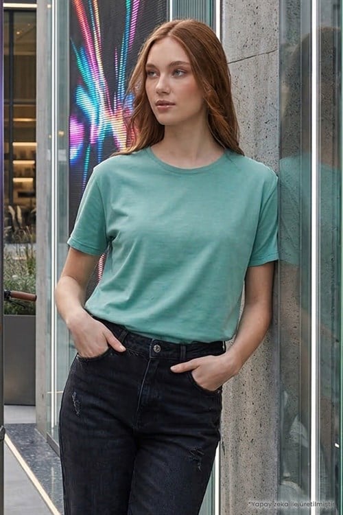 Unisex Slim Fit Dar Kesim %100 Pamuk Yumuşak Dokulu Yeşil Bisiklet Yaka Tişört
