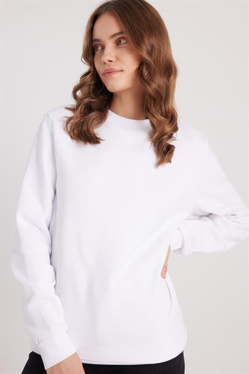 Kadın Oversize Geniş Kesim %100 Pamuk 3 İplik Basic Beyaz Bisiklet Yaka Sweatshirt