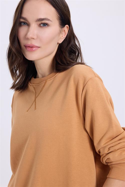 Kadın Oversize Geniş Kesim %100 Pamuk 3 İplik Basic Camel Bisiklet Yaka Sweatshirt