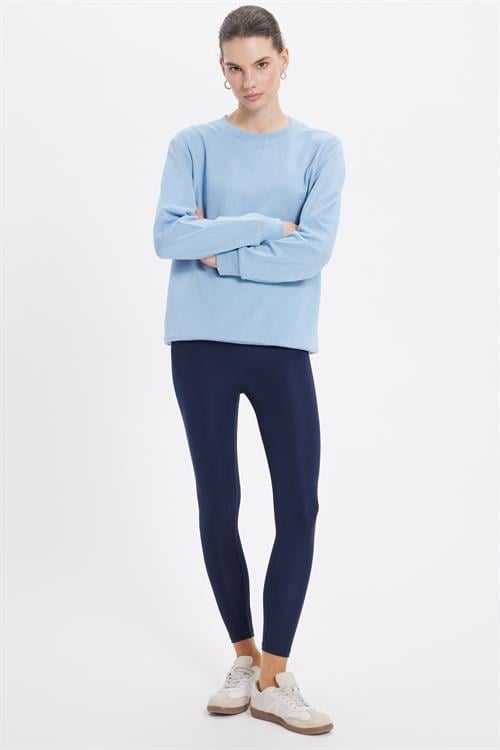 Kadın Oversize Geniş Kesim %100 Pamuk 3 İplik Basic Bisiklet Yaka Mavi Sweatshirt
