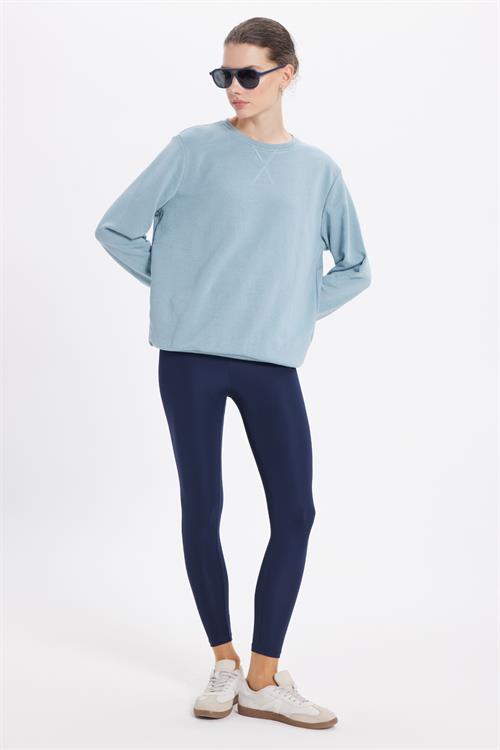 Kadın Oversize Geniş Kesim %100 Pamuk 3 İplik Basic Bisiklet Yaka Mavi Sweatshirt