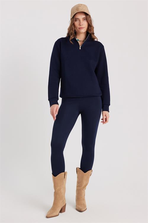 Kadın Relax Fit Rahat Kesim Pamuklu İçi Polarlı Yarım Fermuarlı Lacivert Dik Yaka Sweatshirt