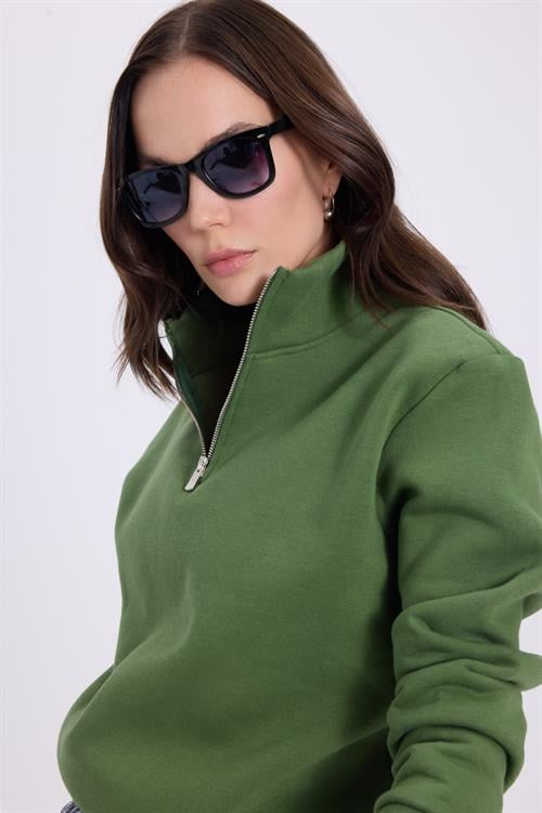 Kadın Relax Fit Rahat Kesim Pamuklu İçi Polarlı Yarım Fermuarlı Yeşil Dik Yaka Sweatshirt