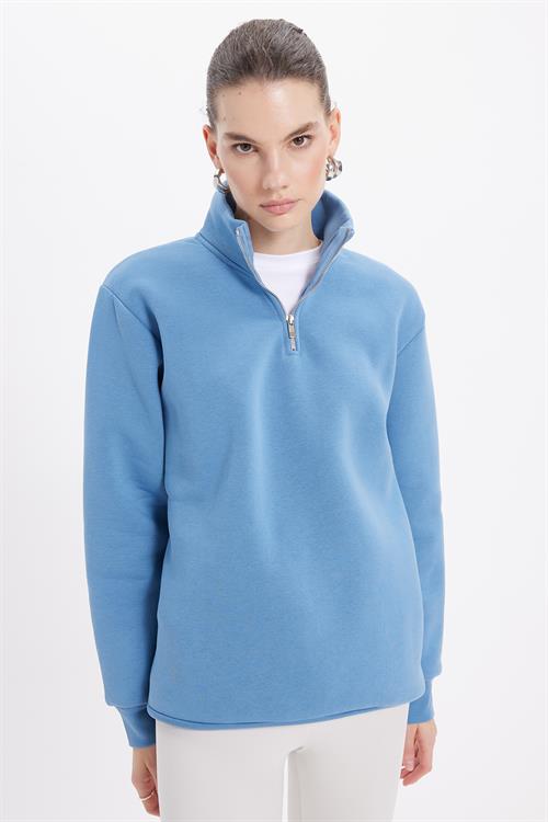 Kadın Relax Fit Rahat Kesim Pamuklu İçi Polarlı Yarım Fermuarlı Mavi Dik Yaka Sweatshirt
