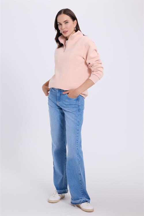 Kadın Relax Fit Rahat Kesim Pamuklu İçi Polarlı Yarım Fermuarlı Somon Dik Yaka Sweatshirt