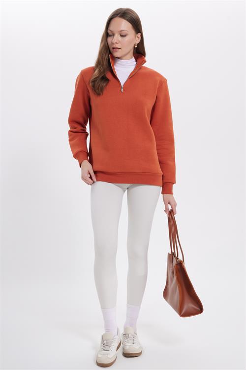 Kadın Relax Fit Rahat Kesim Pamuklu İçi Polarlı Yarım Fermuarlı Kiremit Dik Yaka Sweatshirt