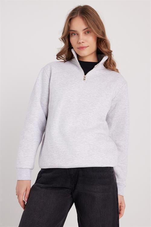 Kadın Relax Fit Rahat Kesim Pamuklu İçi Polarlı Yarım Fermuarlı Gri Dik Yaka Sweatshirt