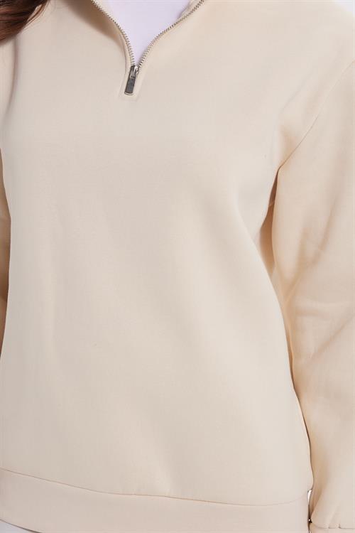 Kadın Relax Fit Rahat Kesim Pamuklu İçi Polarlı Yarım Fermuarlı Ekru Dik Yaka Sweatshirt