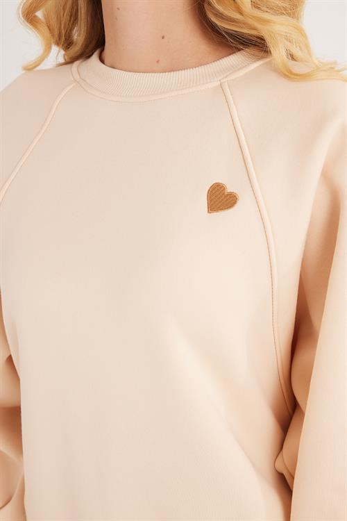 Kadın Regular Fit Klasik Kesim %100 Pamuk Baskılı Bisiklet Yaka Bej Sweatshirt