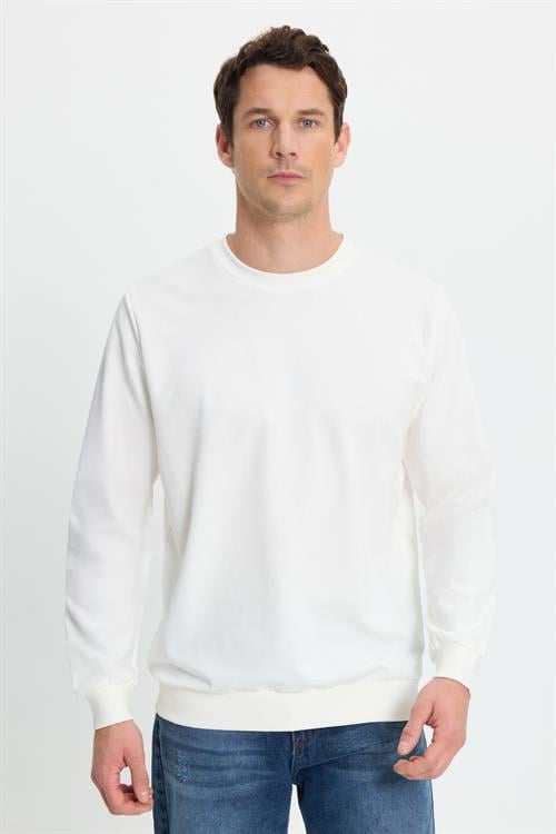Erkek Relax Fit Rahat Kesim %100 Pamuk 2 İplik Bisiklet Yaka Beyaz Sweatshirt