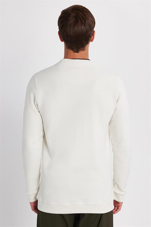 Erkek Slim Fit Dar Kesim Pamuklu Selanik Kumaş Bisiklet Yaka Ekru Sweatshirt