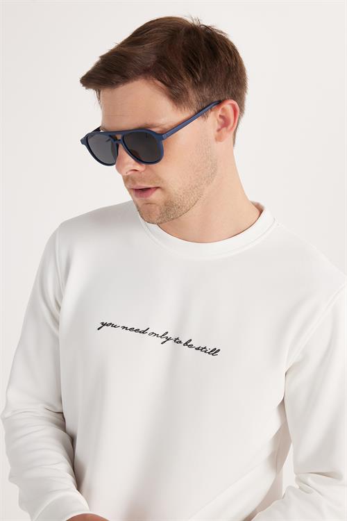 Erkek Standart Fit Pamuklu Bisiklet Yaka Şardonlu Baskılı Beyaz Sweatshirt 