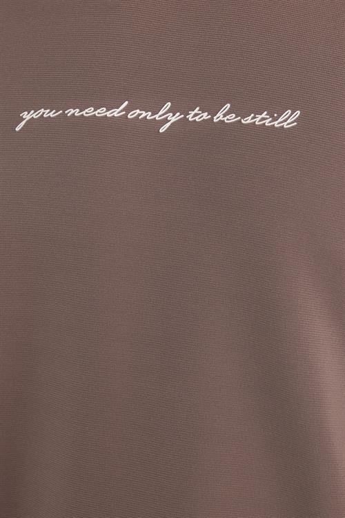 Erkek Standart Fit Pamuklu Bisiklet Yaka Şardonlu Baskılı Açık Kahverengi Sweatshirt 