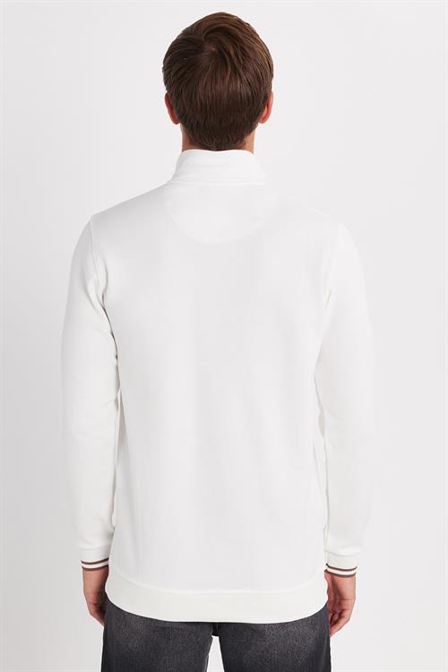 Erkek Slim Fit Dar Kesim Pamuklu Yarım Fermuarlı Dik Yaka Beyaz Sweatshirt