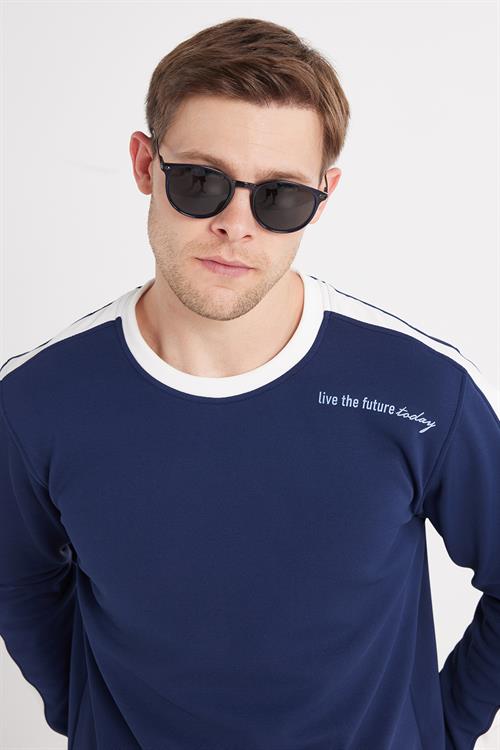 Erkek Standart Fit Pamuklu Jakarlı Bisiklet Yaka Baskılı Lacivert Sweatshirt - 1 Alana 1 Bedava