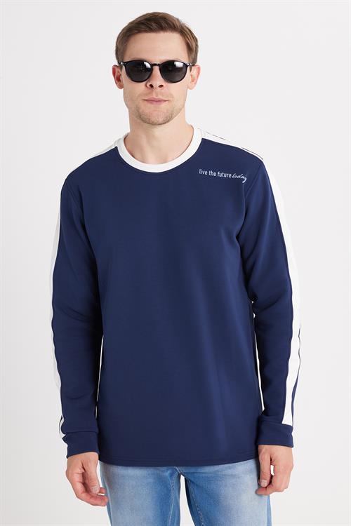 Erkek Standart Fit Pamuklu Jakarlı Bisiklet Yaka Baskılı Lacivert Sweatshirt