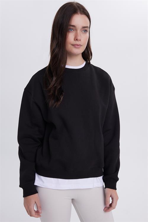 Kadın Oversize Geniş Kesim Pamuklu Bisiklet Yaka Siyah Sweatshirt