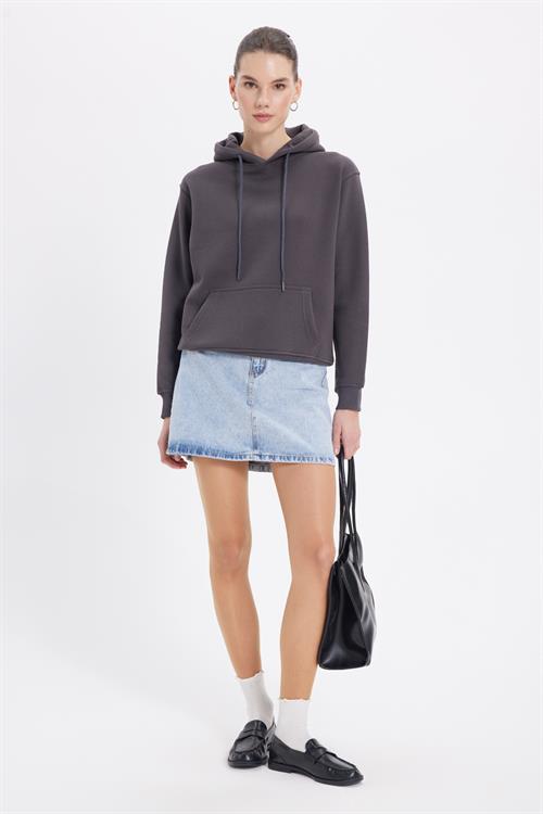 Kadın Relax Fit Rahat Kesim Pamuklu Kapüşonlu Kanguru Cepli Füme Sweatshirt