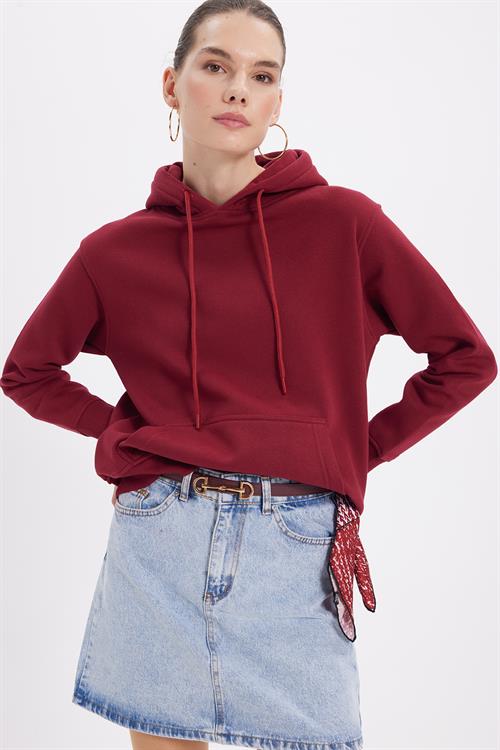 Kadın Relax Fit Rahat Kesim Pamuklu Kapüşonlu Kanguru Cepli Bordo Sweatshirt