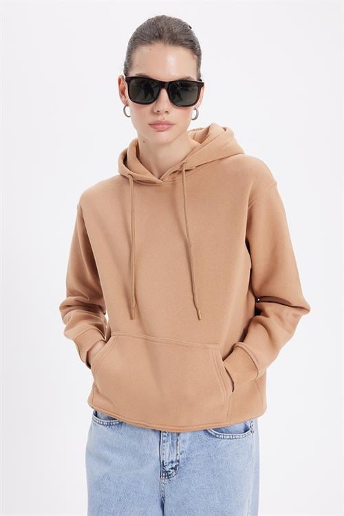 Kadın Relax Fit Rahat Kesim Pamuklu Kapüşonlu Kanguru Cepli Vizon Sweatshirt