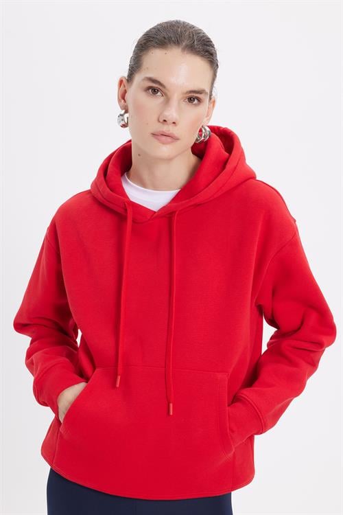 Kadın Oversize Geniş Kesim Pamuklu Yumuşak Dokulu İçi Polarlı Basic Kırmızı Kapüşonlu Sweatshirt