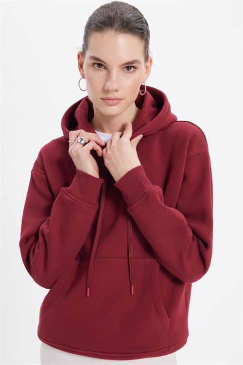 Kadın Oversize Geniş Kesim Pamuklu Yumuşak Dokulu İçi Polarlı Basic Bordo Kapüşonlu Sweatshirt